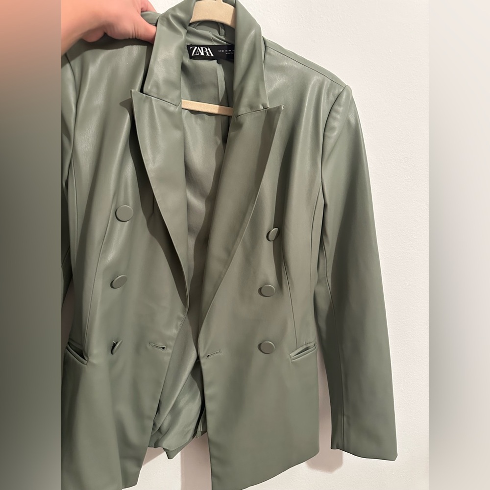 Zara Women's Green Double-Breasted Jacket